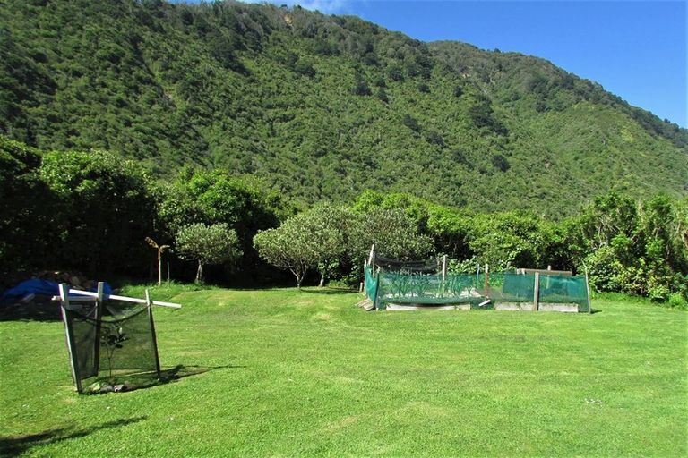 Photo of property in 2404 Coast Road, Barrytown, Runanga, 7873