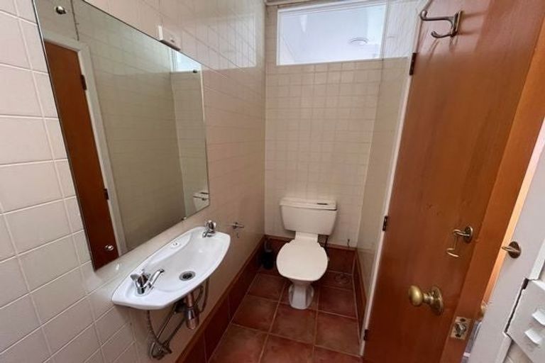 Photo of property in 1118 Fergusson Drive, Clouston Park, Upper Hutt, 5018