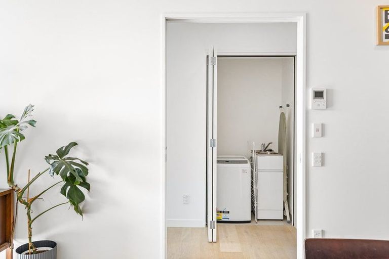 Photo of property in 303/167 Glenvar Ridge Road, Long Bay, Auckland, 0630