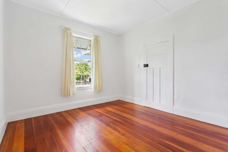 Photo of property in 1/62 Old Wairoa Road, Papakura, 2110