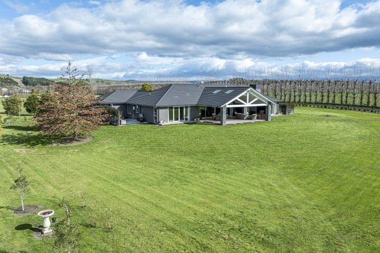 Photo of property in 18 Blackwood Lane, Maraekakaho, 4171