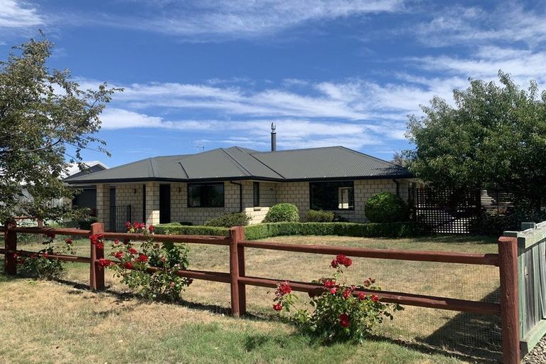 Photo of property in 51 Frye Crescent, Albert Town, Wanaka, 9305