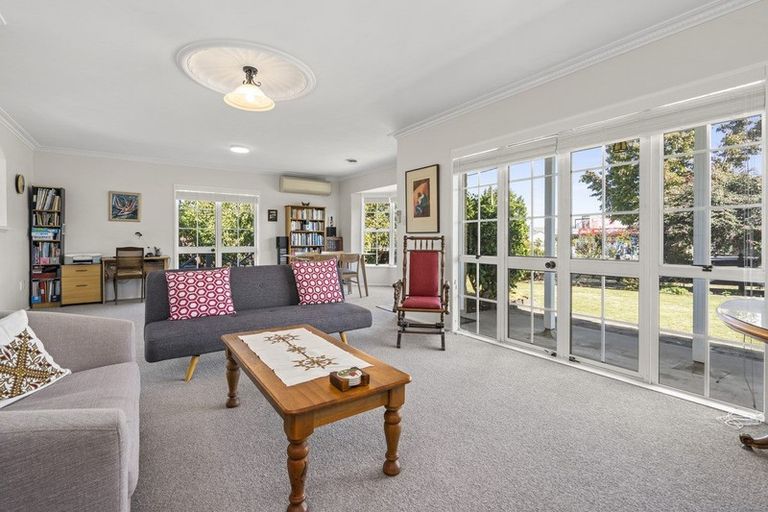 Photo of property in 82 Shakespeare Street, Leamington, Cambridge, 3432