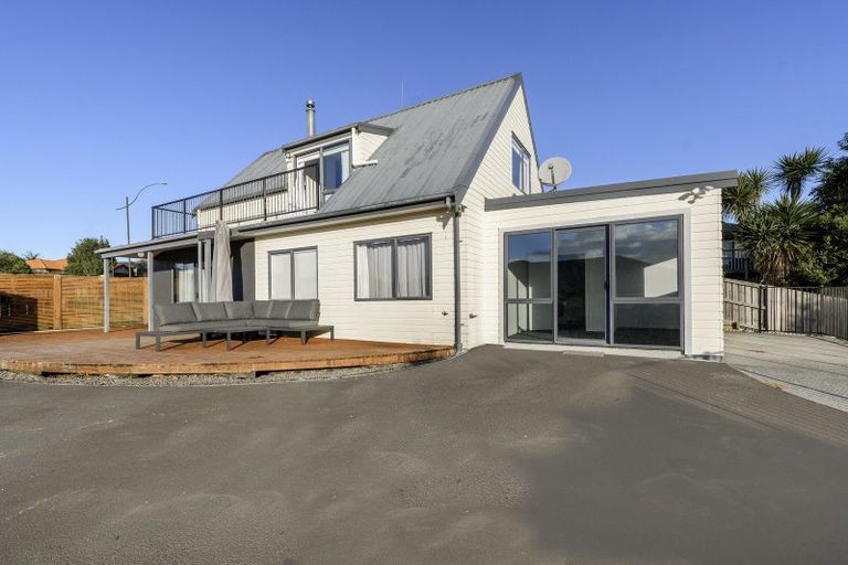 Photo of property in 26 Oteki Park Drive, Welcome Bay, Tauranga, 3112