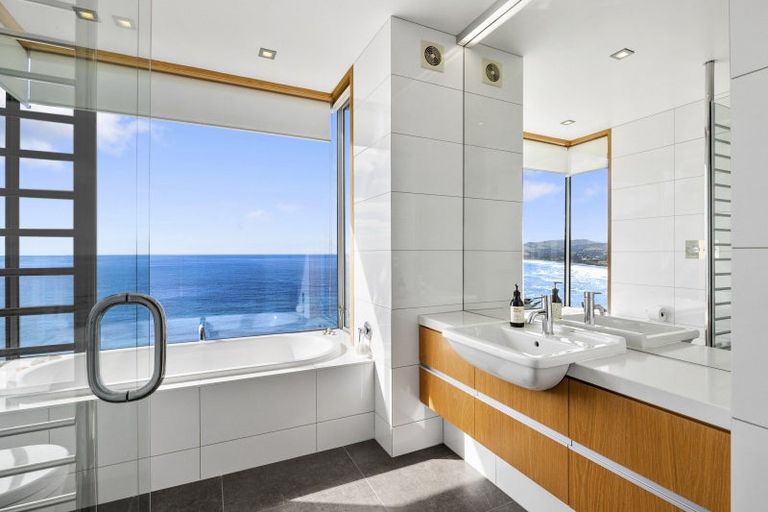 Photo of property in 71 Cliffs Road, Saint Clair, Dunedin, 9012