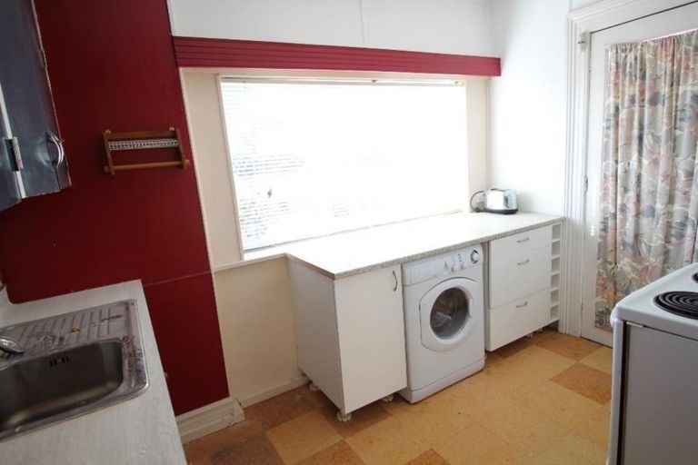 Photo of property in 2 Alva Street, Dunedin Central, Dunedin, 9016