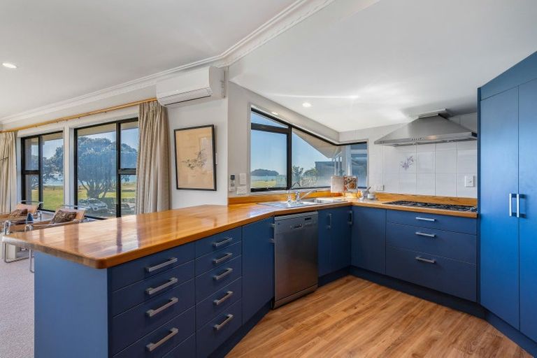 Photo of property in 209a Esplanade Drive, Whangamata, 3620