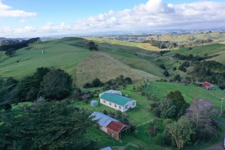 Photo of property in 130 Omata Road, Pahiatua, 4988