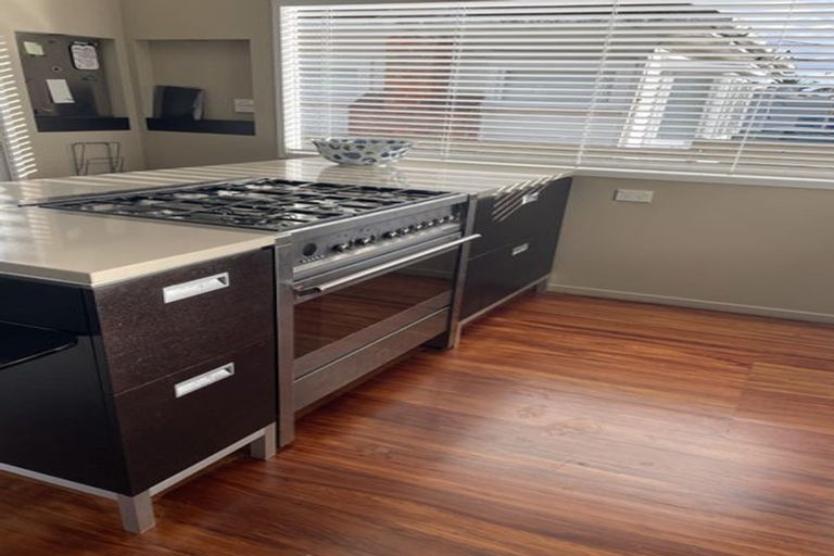 Photo of property in 1/3 Jutland Road, Hauraki, Auckland, 0622