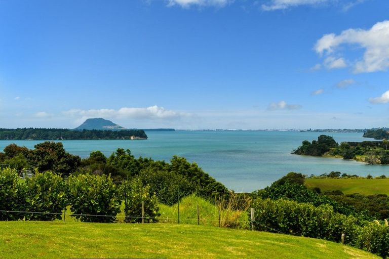 Photo of property in 28 Holyoake Terrace, Omokoroa, 3114