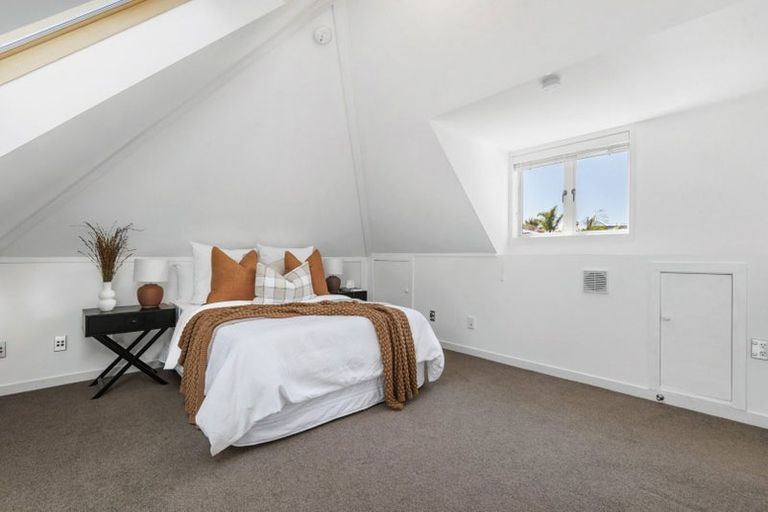 Photo of property in 1/35 Merani Street, Narrow Neck, Auckland, 0622