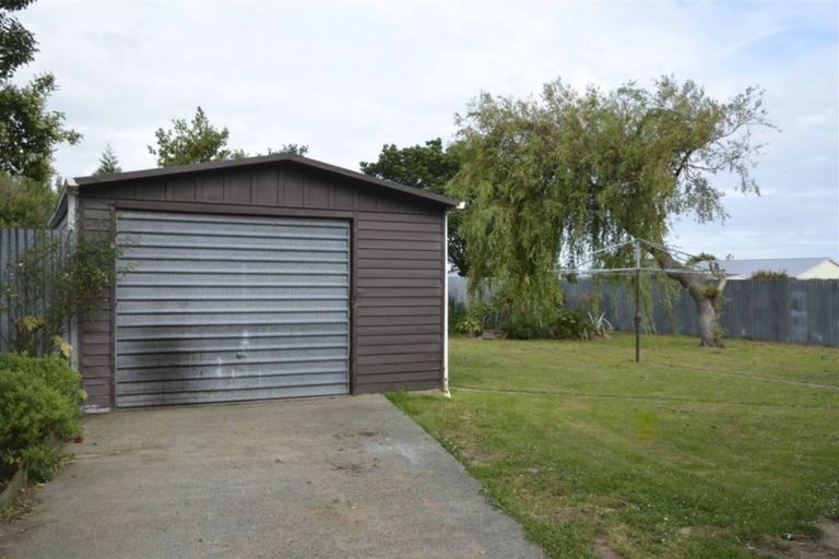 Photo of property in 4 Manapouri Street, Strathern, Invercargill, 9812