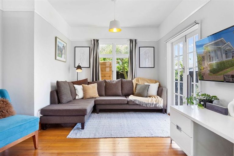 Photo of property in 1/8 Frankleigh Street, Somerfield, Christchurch, 8024