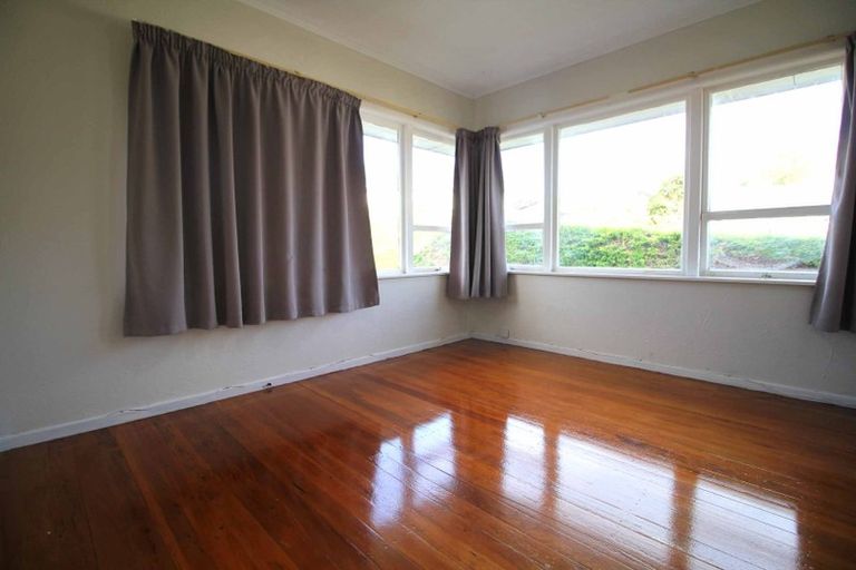 Photo of property in 10 Acton Place, Avondale, Auckland, 0600