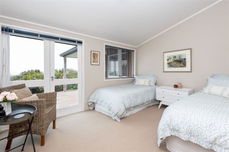 Photo of property in 560 Whitford Road, Whitford, Howick, 2571