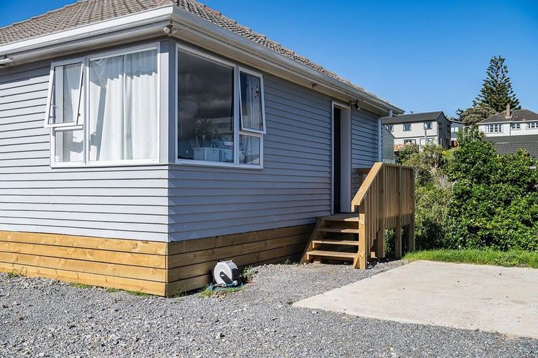 Photo of property in 26 Jillett Street, Titahi Bay, Porirua, 5022