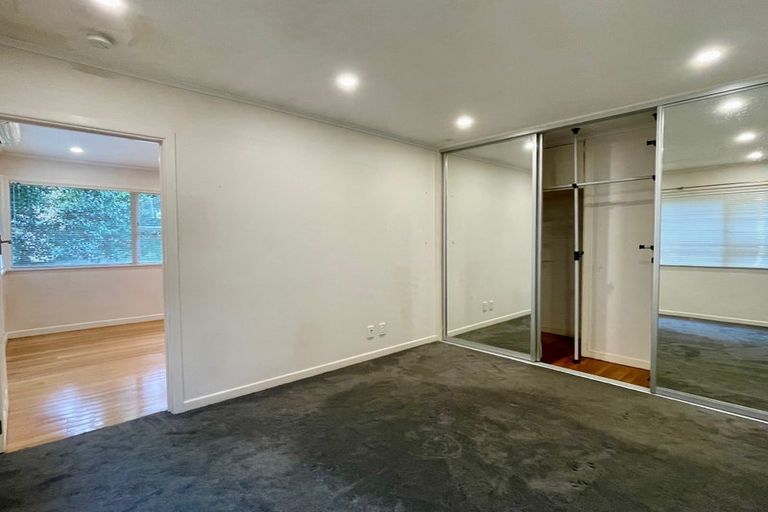 Photo of property in 2/8 Greenhill Crescent, Pakuranga, Auckland, 2010