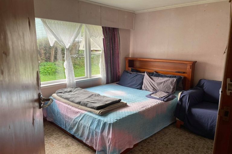 Photo of property in 2/151b Wallace Road, Mangere Bridge, Auckland, 2022