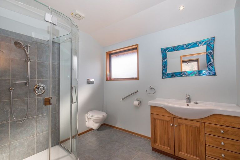 Photo of property in 9 Botting Place, Wanaka, 9305