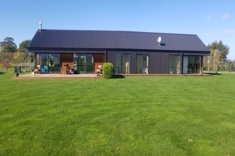 Photo of property in 48 Sherwood Road, Makikihi, Waimate, 7978