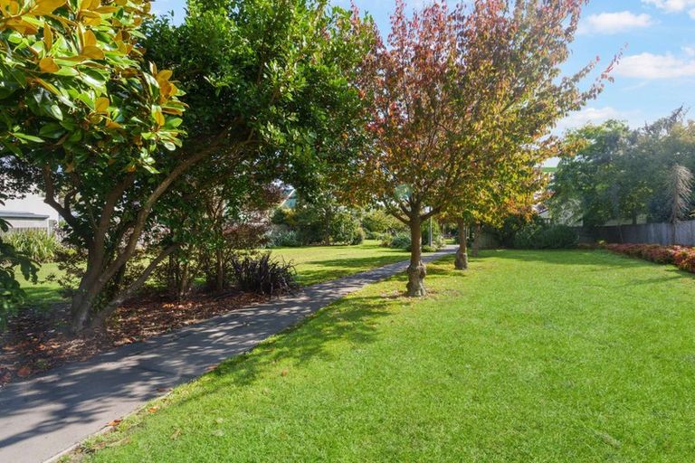 Photo of property in 2/35 Ely Street, Christchurch Central, Christchurch, 8013