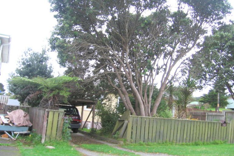 Photo of property in 7 North Street, Tawa, Wellington, 5028