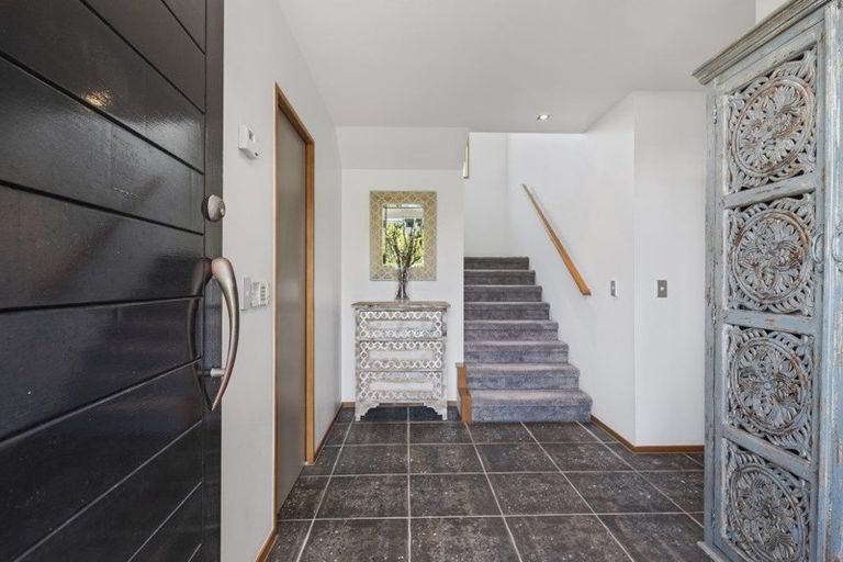 Photo of property in 2/55 Parr Terrace, Castor Bay, Auckland, 0620