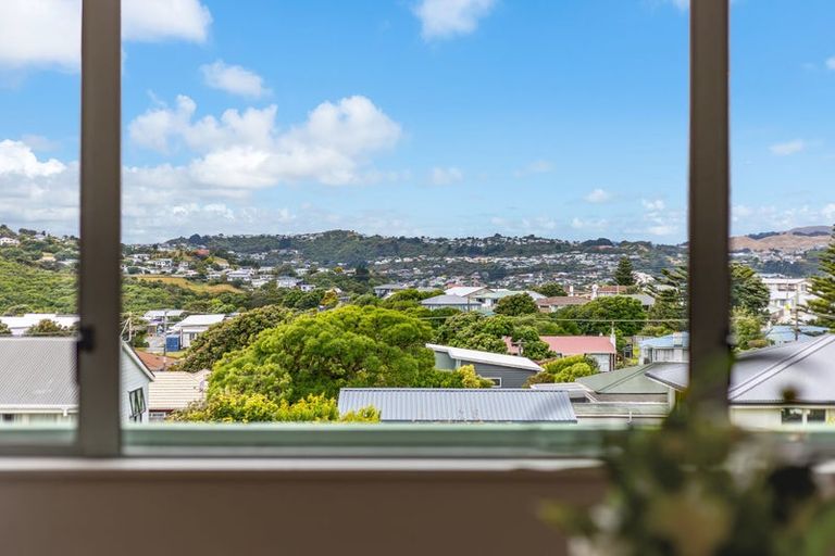 Photo of property in 1 Tuki Street, Titahi Bay, Porirua, 5022