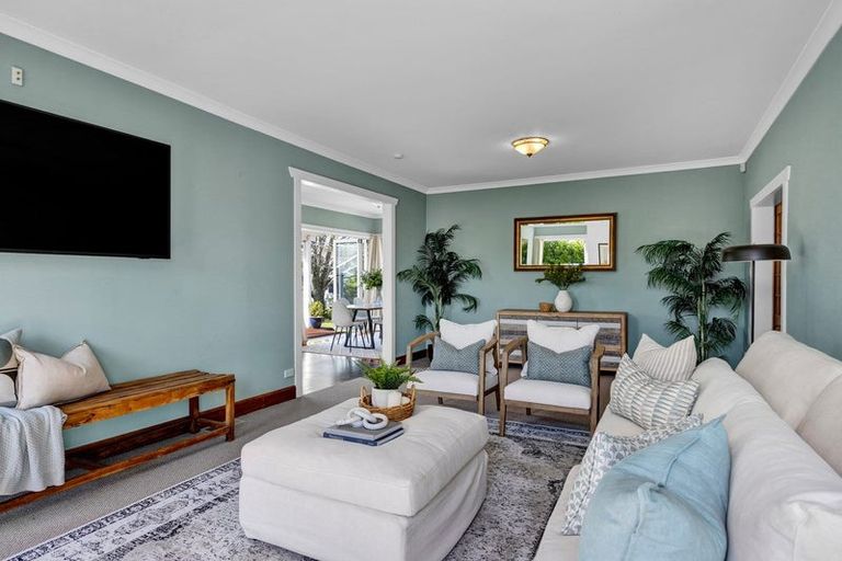 Photo of property in 44 Upjohn Street, Brooklands, New Plymouth, 4310