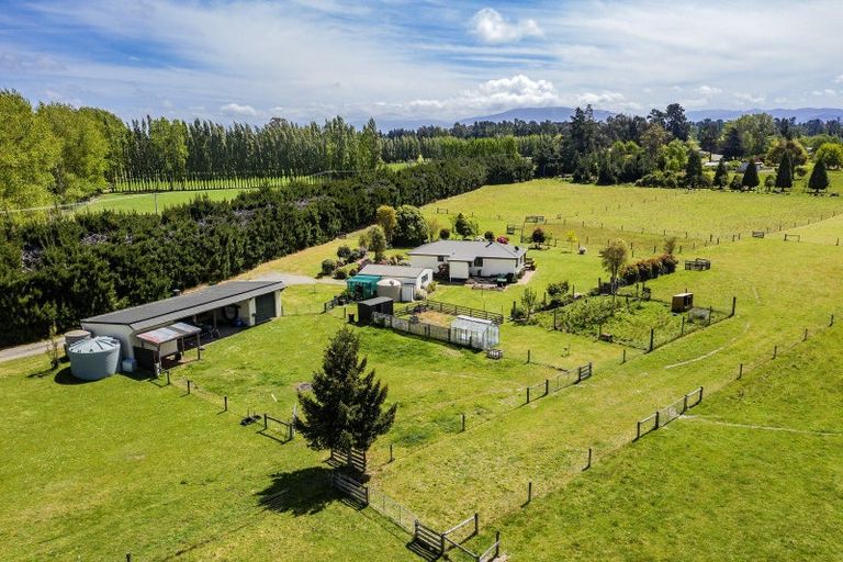 Photo of property in 238 Loburn Whiterock Road, Loburn, Rangiora, 7472