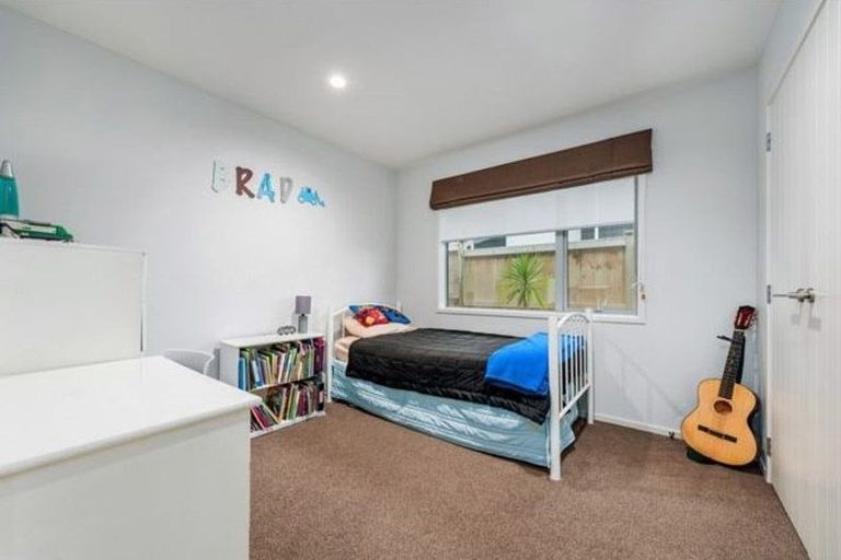 Photo of property in 54 Madison Terrace, Silverdale, 0932