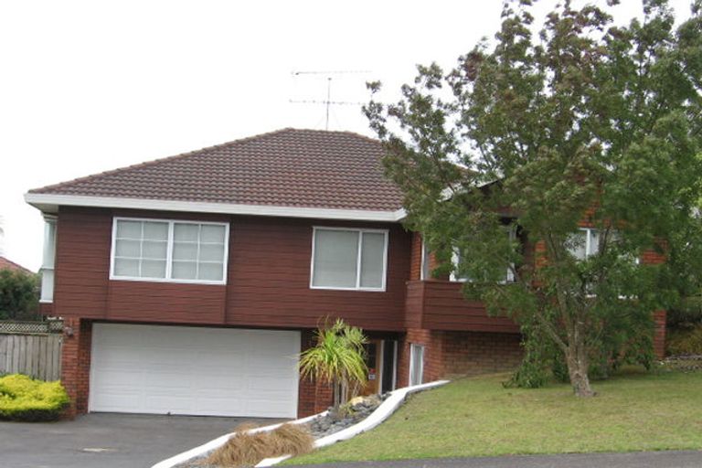 Photo of property in 44 Cherub Place, West Harbour, Auckland, 0618