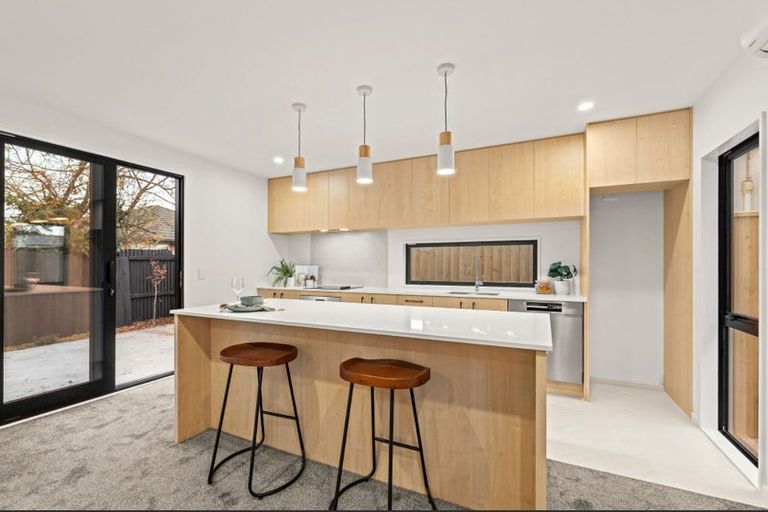 Photo of property in 35e Wrights Road, Addington, Christchurch, 8024
