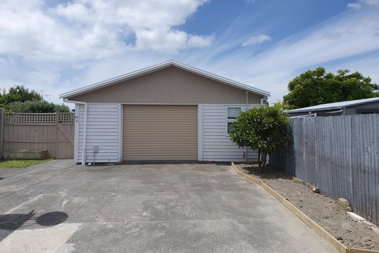 Photo of property in 27a Downing Street, Glenfield, Auckland, 0629