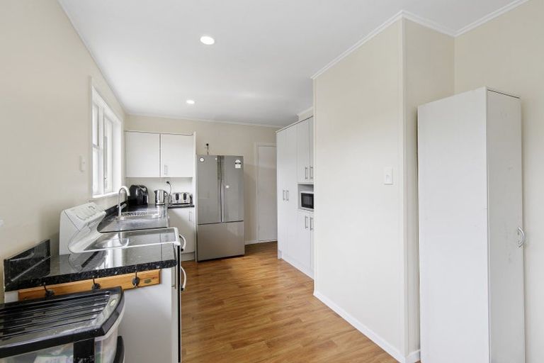 Photo of property in 15 Maher Street, Elderslea, Upper Hutt, 5018