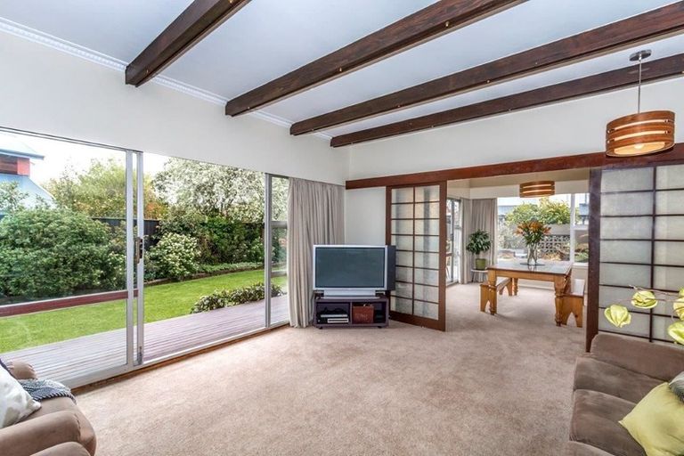 Photo of property in 6a Lynfield Avenue, Ilam, Christchurch, 8041