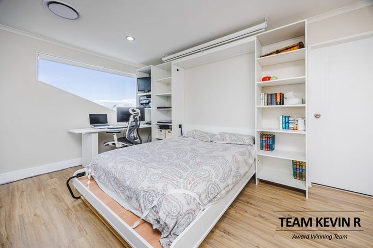 Photo of property in 144 Keri Vista Rise, Papakura, 2110