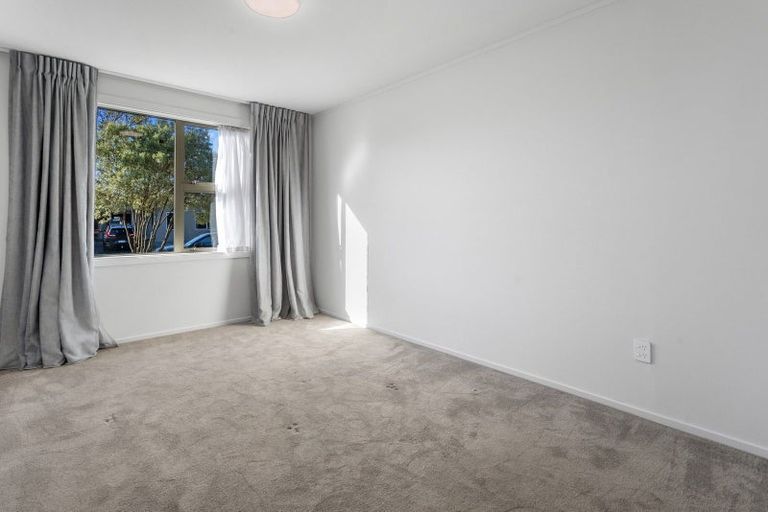 Photo of property in 19 Jenkins Avenue, Redwood, Christchurch, 8051