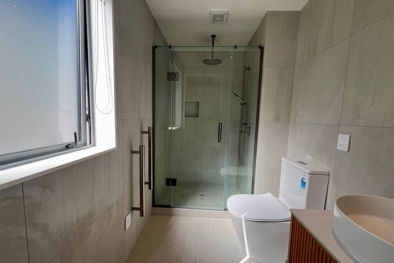 Photo of property in 109 Prince Regent Drive, Half Moon Bay, Auckland, 2012