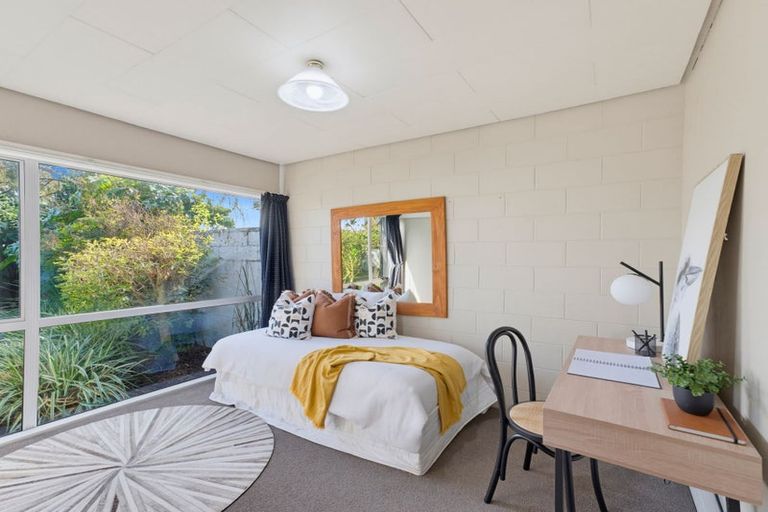 Photo of property in 1 Quinton Place, Bishopdale, Christchurch, 8053