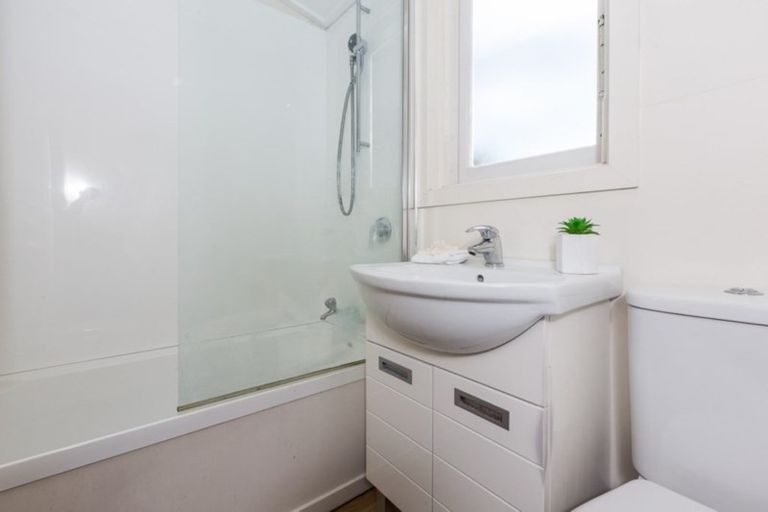 Photo of property in 43 Surrey Street, Caversham, Dunedin, 9012