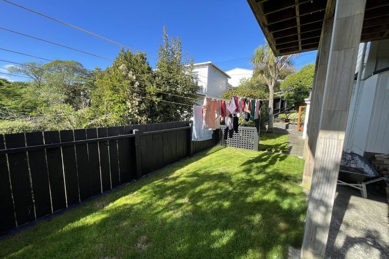 Photo of property in 52 Kenya Street, Ngaio, Wellington, 6035