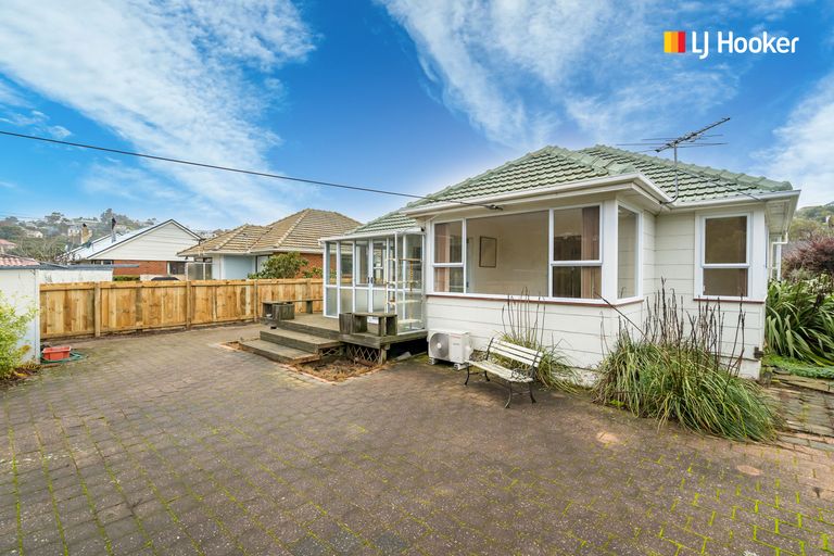 Photo of property in 33 Albertson Avenue, Port Chalmers, 9023