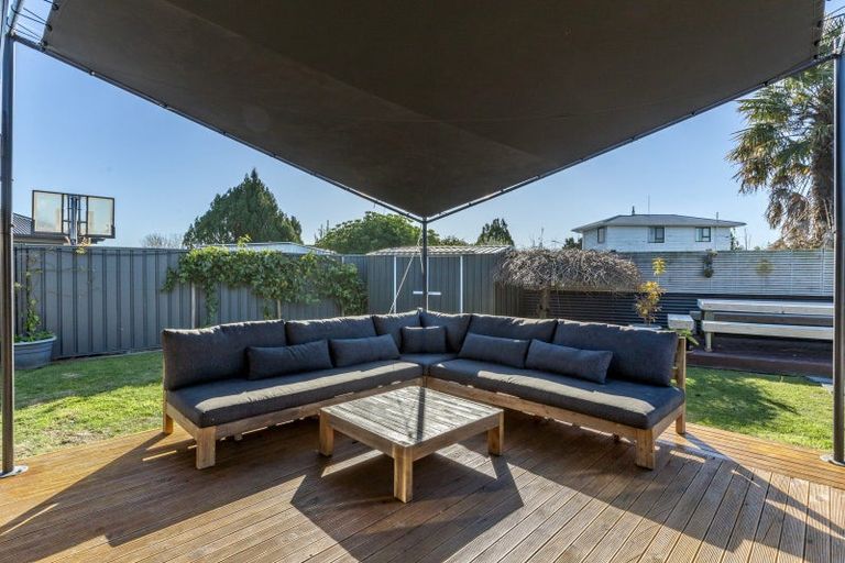 Photo of property in 24 Mcnaughton Place, Onekawa, Napier, 4110