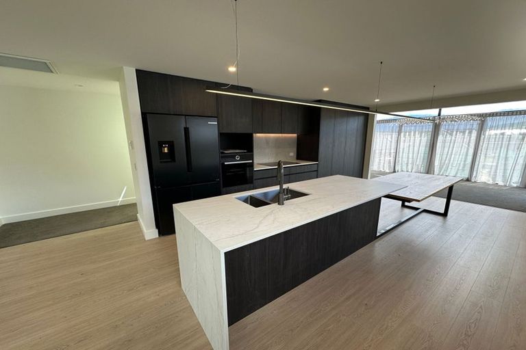 Photo of property in 17 Taurus Lane, Jacks Point, 9371