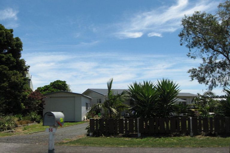 Photo of property in 56 Wharf Road, Clarks Beach, Pukekohe, 2679