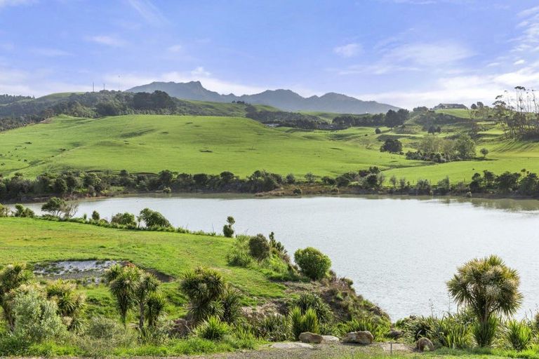 Photo of property in 41 Omahina Street, Raglan, 3225