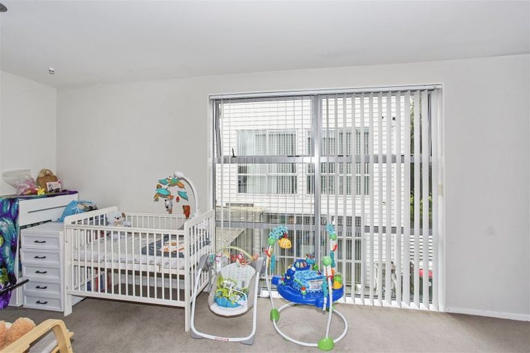 Photo of property in 30 Kauri Drive, Takanini, 2112