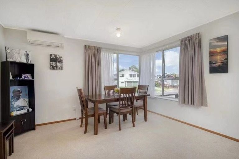 Photo of property in 11 Hope Farm Avenue, Pakuranga Heights, Auckland, 2010