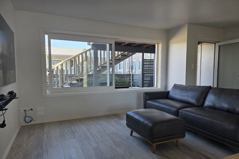 Photo of property in 9/16 Queens Parade, Devonport, Auckland, 0624